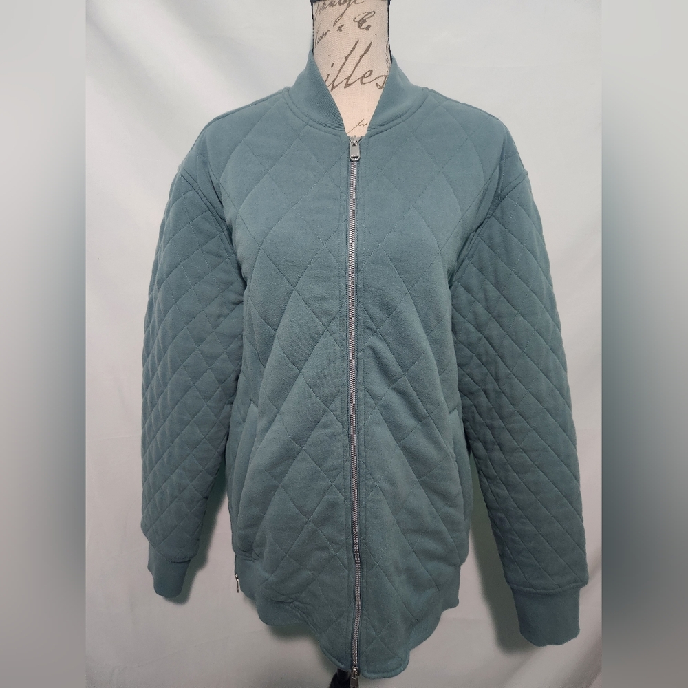 Athleta Quilted Bomber Zip Jacket Size Medium Tall. Pockets. Heavy. Muted Teal